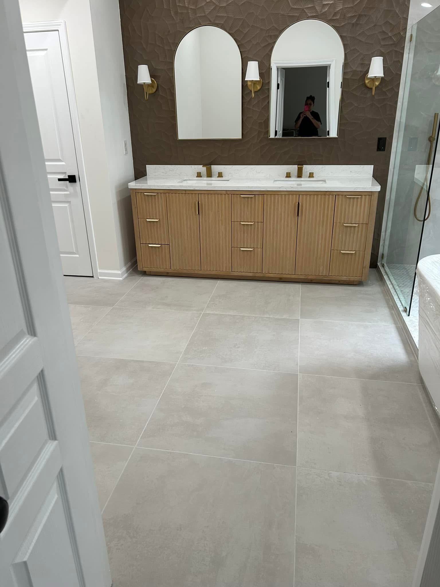 Spotless master bathroom cleaned by Jojo's Cleaning Service in Cumming GA